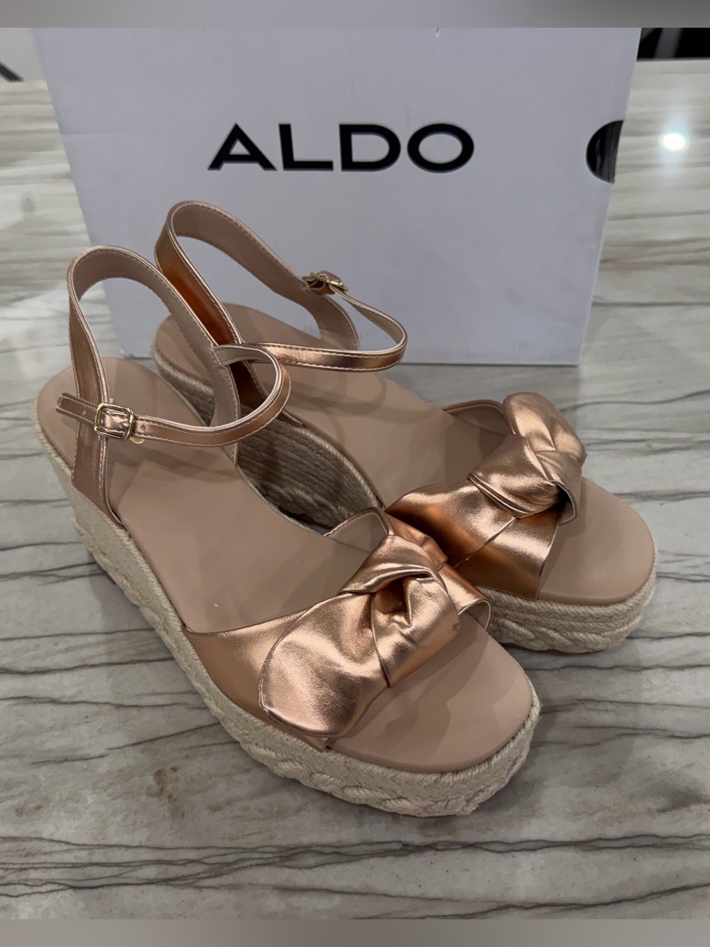 ALDO Macrama Rose Gold Metallic Espadrille Platform Wedge Sandals Size 10
